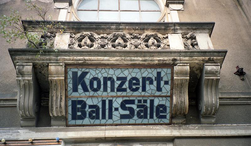 Dresden-Klotzsche, Königsbrücker Landstr. 73, 24.9.1995.jpg